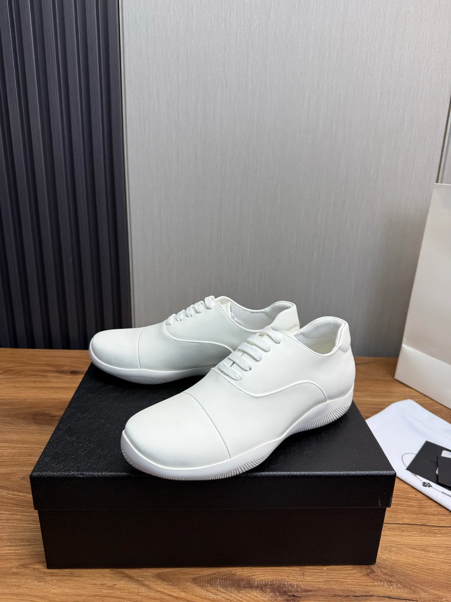 Men's shoes 💰760💰 [PRADA] New models synchronized with the official website, high-quality shipments ✔️Best sellers🔥 Original cowhide + cowhide lining, 1🆚1 replica, original original sole, 38-45 (men's 38.45 custom-made, non-refundable)